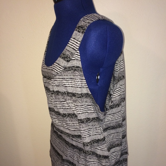 Layered Faded Glory Tank Blouse Top - Picture 7 of 8